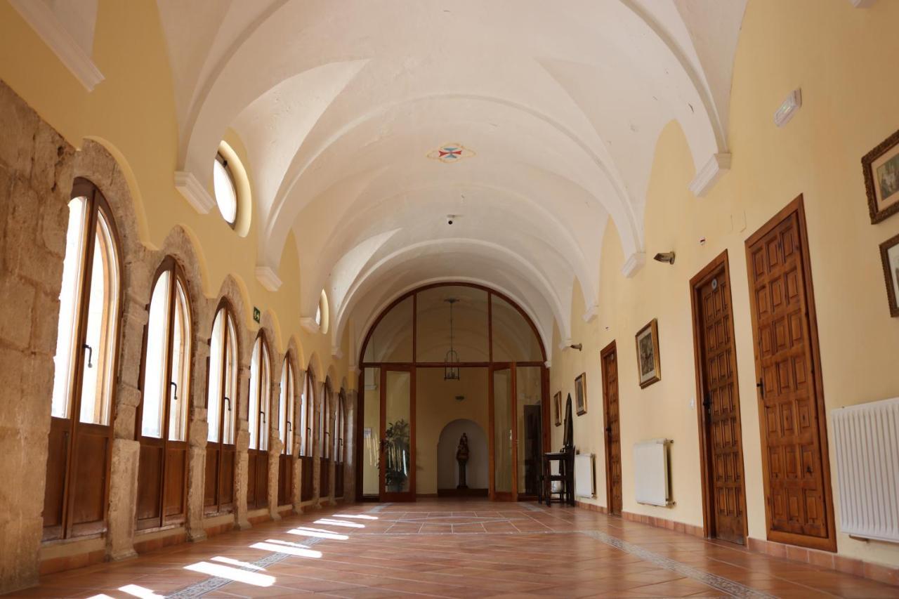 Hotel Monasterio De Tejeda Garaballa Bagian luar foto