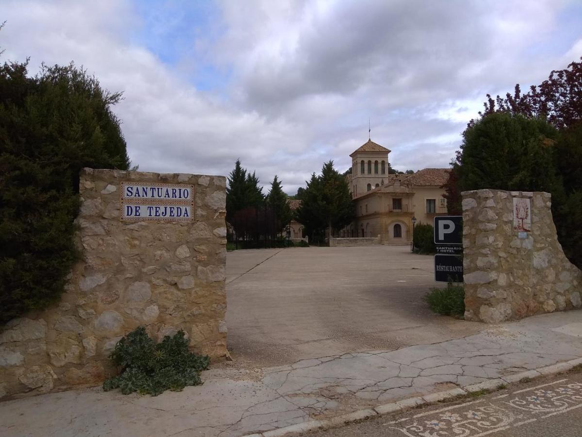 Hotel Monasterio De Tejeda Garaballa Bagian luar foto